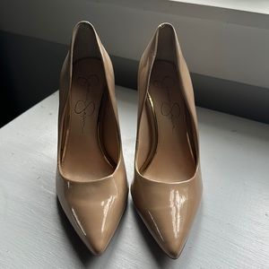 Jessica Simpson nude 6.5 heels